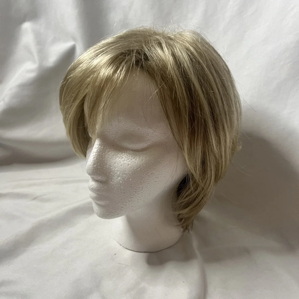 Estetica Designs Renae RH1488 Wig Dark Blonde w/lightest Blonde Highlights‎